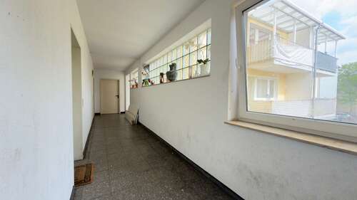 Flur - Etagenwohnung mit 90,00 m&sup2; in Essen zum Kaufen