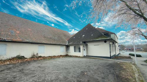 Parkplatz/Gaststätte - 