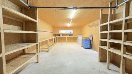 Garage - 
