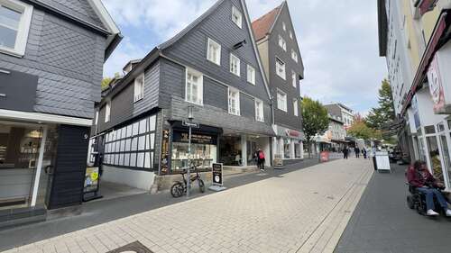 Außenansicht - 2 Zimmer Dachgeschoßwohnung zur Miete in Hattingen