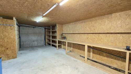 Garage - 