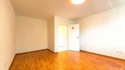 Schlafzimmer EG - 