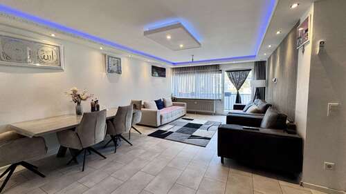 Wohnzimmer - 3 Zimmer Etagenwohnung zum Kaufen in Velbert