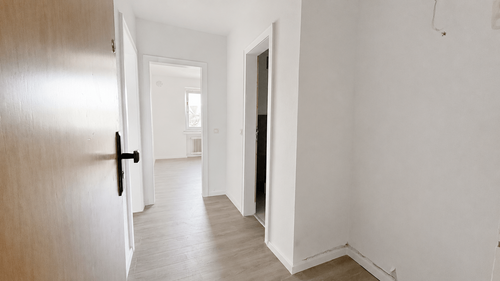 Flur - 2 Zimmer Etagenwohnung zur Miete in Oberhausen