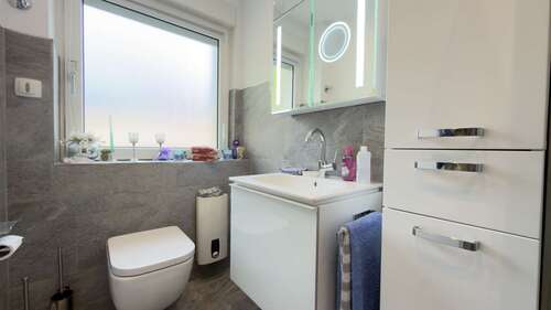 1.OG Badezimmer - 