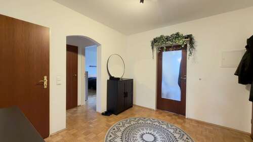 Flur - 3.5 Zimmer Etagenwohnung zur Miete in Essen