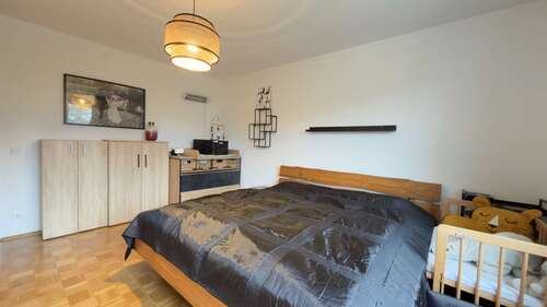 Schlafzimmer - Etagenwohnung mit 95,00 m&sup2; in Essen zur Miete