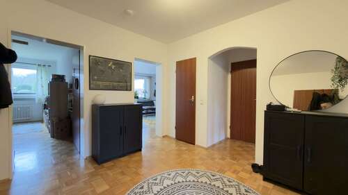 Flur - 3.5 Zimmer Etagenwohnung in Essen