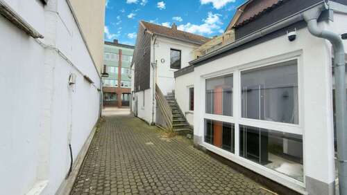 Hofausfahrt - 