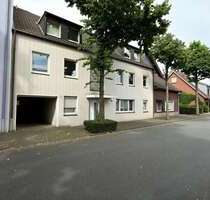 Mehrfamilienhaus mit Potenzial in Dinslaken-Bruch – 5 Wohneinheiten, Garten & Garagen