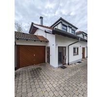 Helle DHH mit Garten Garage und Dachterrasse in Mutlangen