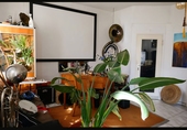 Wohnzimmer mit Leinwand - 