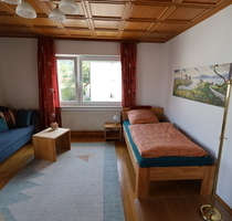 WG-Zimmer in 3er WG - 320,00 EUR Kaltmiete, ca.  100,00 m² Wohnfläche in Schwandorf (PLZ: 92421)