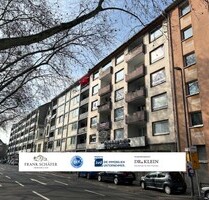 Im Herzen der Innenstadt - großzügige 4-Zimmer-Stadtwohnung mit ca. 95m² Wfl. - direkte Rheinnähe - Mainz