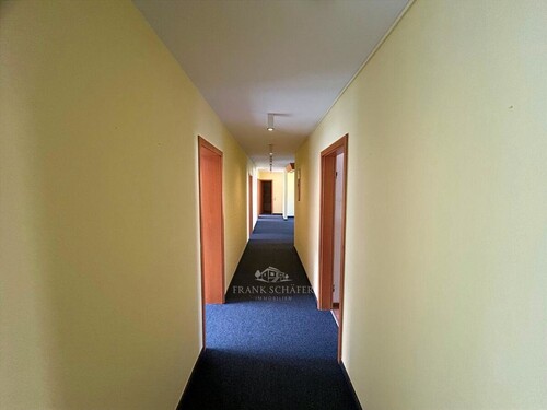 Flurbereich - 7 Zimmer Büro zur Miete in Mainz