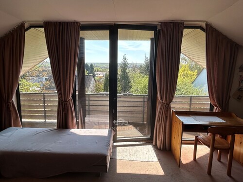 das besondere Zimmer 1 im DG - 