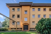 13-Aussenfassade-Eingangsseite - 2.5 Zimmerwohnung mit 52,83 m&sup2; in Lübeck zum Kaufen