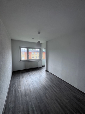 Erstes Schlafzimmer - 2.5 Zimmer 2.5 Zimmerwohnung in Lübeck