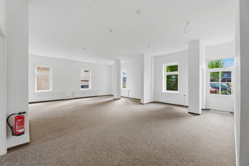 Großzügige Gewerberäume in Buxtehude, Bahnhofsnähe - **Flexible Gewerbefläche in Buxtehude – ideal für Praxis, Büro & Therapie**