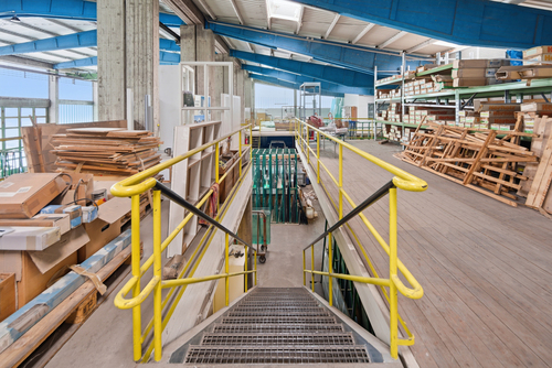 Lagerfläche auf Mezzaninebenen - Lagerhaus in Bremerhaven zum Kaufen