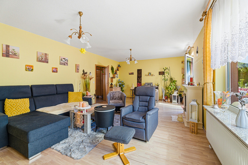 Großes, helles Wohnzimmer - 