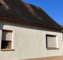 Doppelhaus, ruhig und zentral gelegen 370qm Grundstück, Garage - Falkenstein/Vogtland