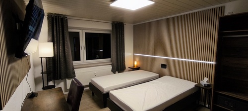 1000151803 - Zwischenmiete in ruhiger, grüner Lage – Büren Harth