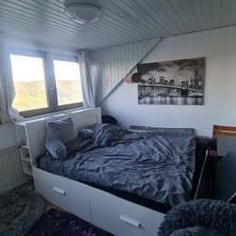 Schlafzimmer - 4- Zimmerwohnung zur Miete in Heidenrod