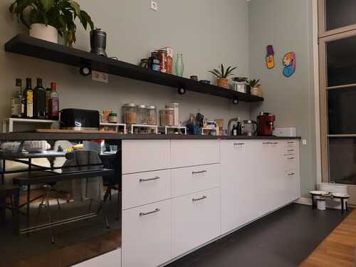 Einbauküche Vormieter - 4- Zimmerwohnung mit 160,96 m&sup2; in Potsdam zur Miete