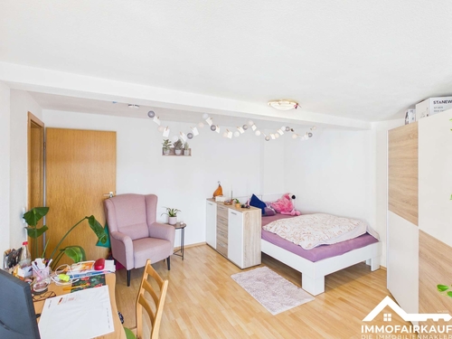Wohnbereich - 1 Zimmer Dachgeschoßwohnung zum Kaufen in Magdeburg