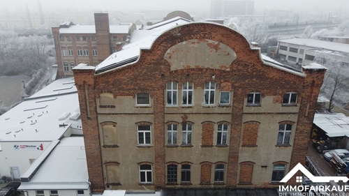 Frontansicht - Mehrfamilienhaus, Wohnhaus mit 4.500,00 m&sup2; in Magdeburg / Neue Neustadt zum Kaufen