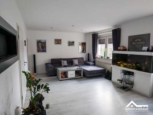 Wohnen - 6 Zimmer Reihenmittelhaus zum Kaufen in Schönebeck (Elbe)