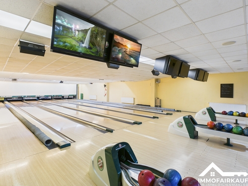 Bowlingbahn - Bar, Café, Diskothek in Dessau-Roßlau zum Kaufen