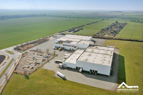 Gesamtobjekt - Attraktive Lagerhalle mit Büroflächen in Langenweddingen