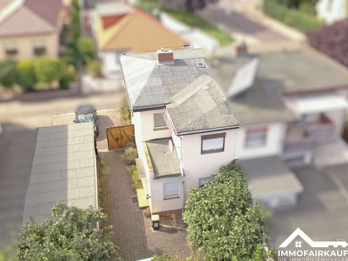 Hausansicht - 4 Zimmer Zweifamilienhaus in Magdeburg