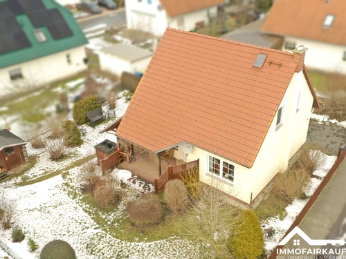 Hausansicht - 3 Zimmer Einfamilienhaus zum Kaufen in Wolmirsleben