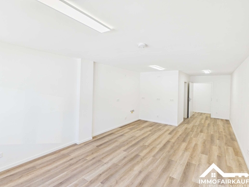 Wohnen und Essen - 1 Zimmer Etagenwohnung in Magdeburg