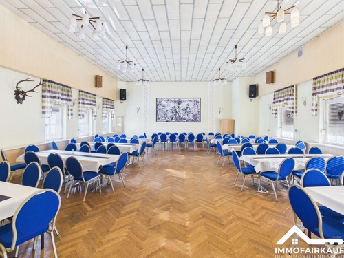 Saal - 