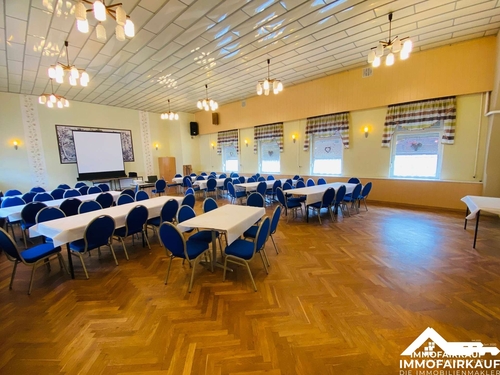 Saal - 
