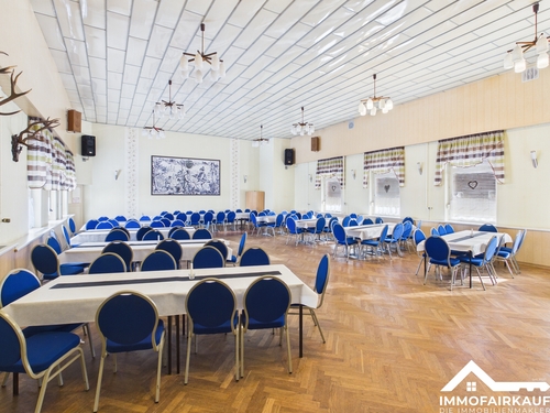 Saal - 