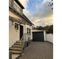 Frisch renoviertes Haus mit großem Garten, Terrasse & Gartenhaus – ruhig gelegen, trotzdem zentral - Lohmar