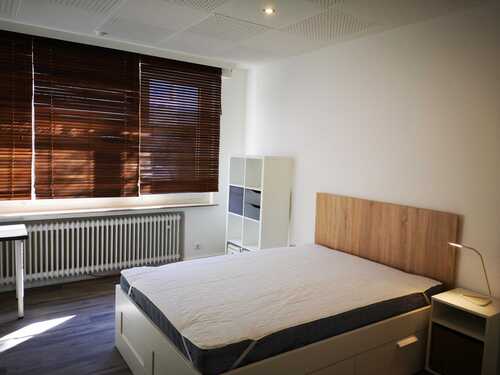 Zimmer I u. II - 3 Zimmer Wohn- & Geschäftshaus in Schwelm