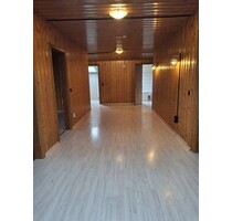 Große, geräumige Wohnung - 750,00&nbsp;EUR Kaltmiete, ca.&nbsp; 135,00&nbsp;m&sup2;&nbsp;Wohnfl&auml;che in Neukirchen bei Heiligen Blut (PLZ: 93453)