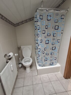 DG-Wohnung WC-Dusche - 