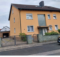 4-Zimmer Erdgeschosswohnung mit (106 m²) mit Garage, Carport & Garten - Karlstein am Main