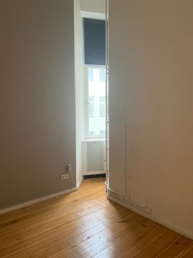 E23363555e77d59164ee904fa225dbdf685c0848e45e3a8a3b5b7d9a4398a968_image.sized - 3- Zimmerwohnung mit 110,00 m&sup2; in Berlin zur Miete