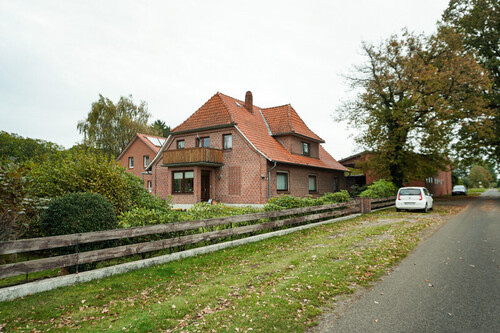 Vorderhaus - 31 Zimmer Wohnanlage zum Kaufen in Kirchlinteln / Bendingbostel