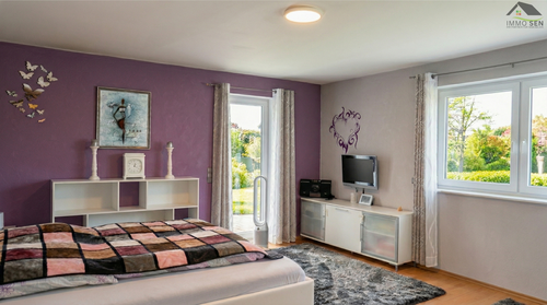 Schlafzimmer 1.OG mit Garagendachzugang - 