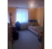 möbl. WG-Zimmer (incl.eigenem Waschbecken) in 3er-WG m.gr. Dachterrasse - Gaimersheim