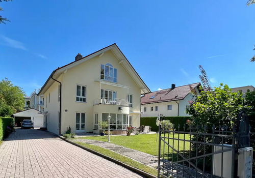 IMG_6060 - Außergewöhnlich sonnige 3-Zi. Whg. mit 2 Balkonen